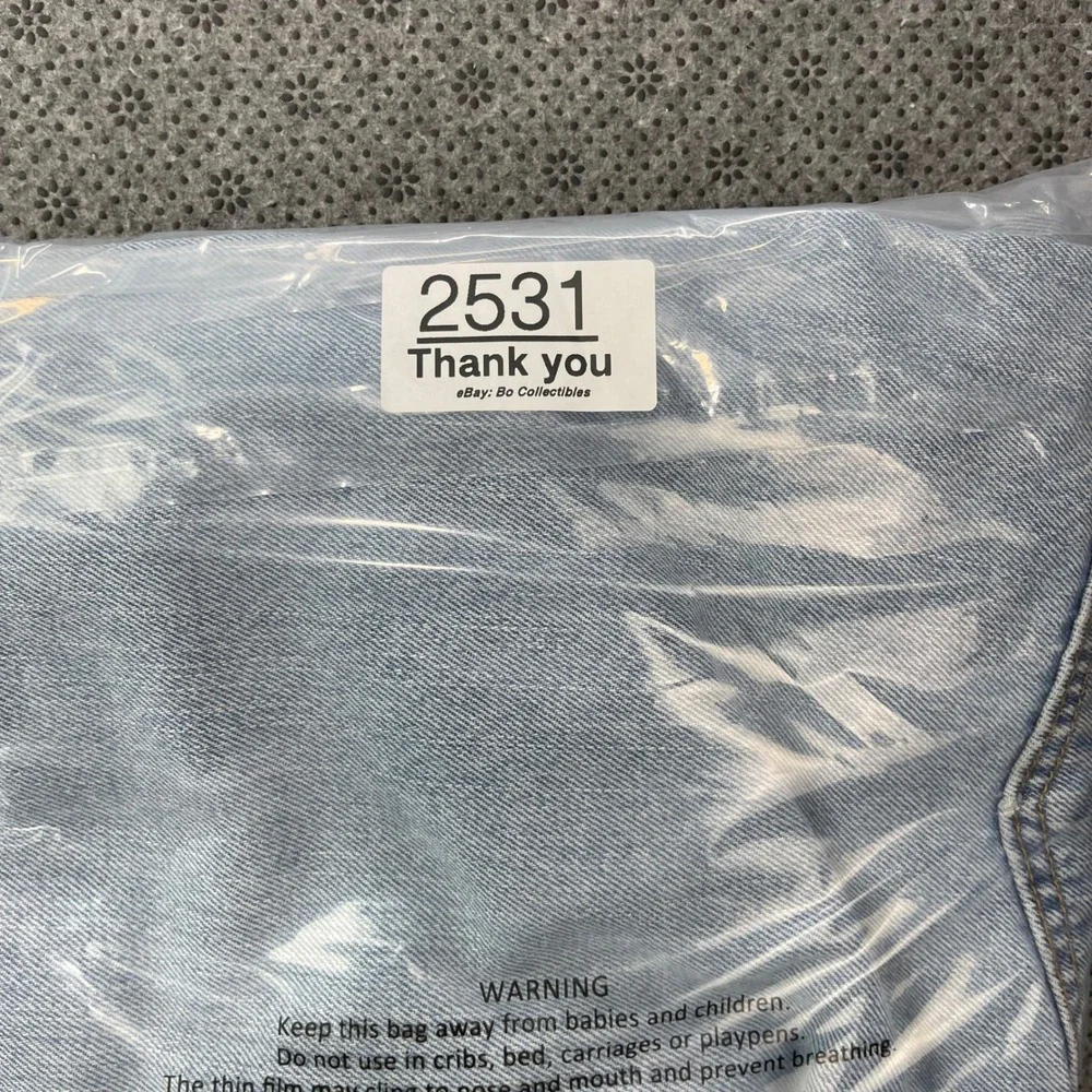 Levis light yellowing